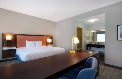 Harvey Hotel | Hampton Inn & Suites Harvey/New Orleans West Bank