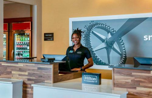 Jackson Hotel | Hampton Inn & Suites Jackson
