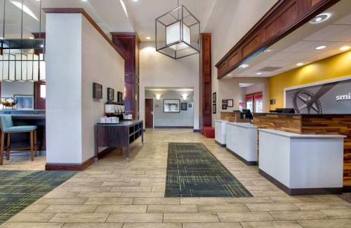 Jackson Hotel | Hampton Inn & Suites Jackson