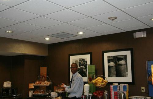 Lebanon Hotel | Hampton Inn & Suites Lebanon