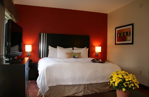 Lebanon Hotel | Hampton Inn & Suites Lebanon
