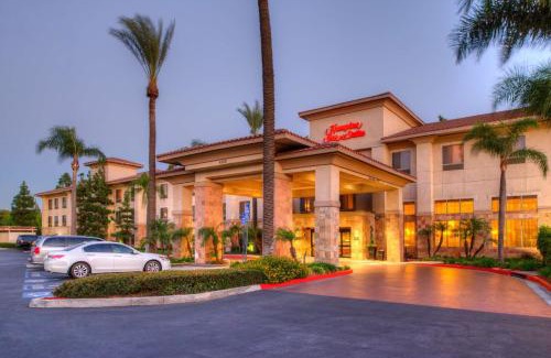 Ontario Hotel | Hampton Inn & Suites Ontario