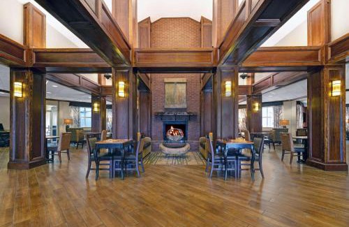 Pigeon Forge Hotel | Hampton Inn & Suites Pigeon Forge On The Parkway