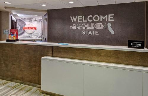 North San Jose Hotel | Hampton Inn & Suites San Jose Airport