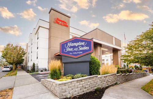Lower Queen Anne Hotel | Hampton Inn & Suites Seattle-Downtown