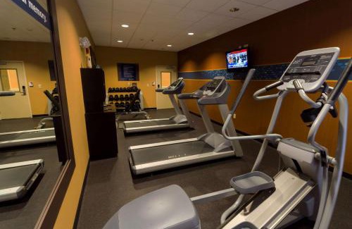 Kodak Hotel | Hampton Inn & Suites Sevierville at Stadium Drive