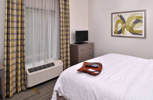 Shelby Hotel | Hampton Inn & Suites Shelby