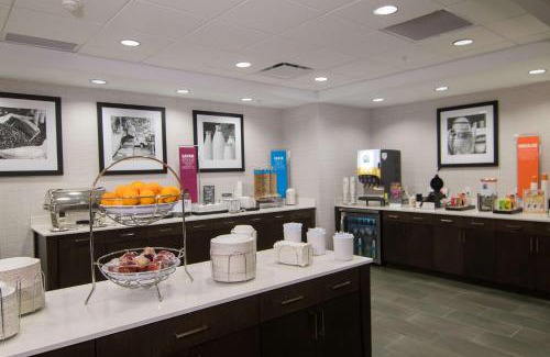 Downtown Tulsa Hotel | Hampton Inn & Suites Tulsa Downtown, Ok