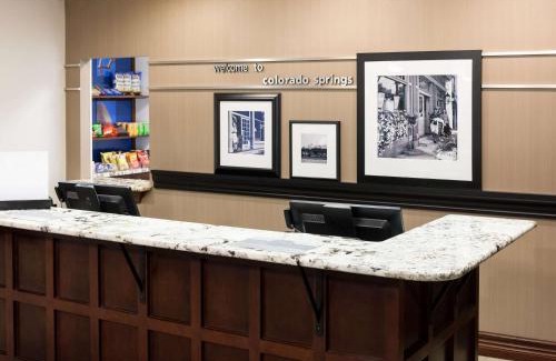 Southwest Colorado Springs Hotel | Hampton Inn & Suites Colorado Springs/I-25 South