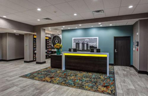 Wichita Hotel | Hampton Inn & Suites-Wichita/Airport, KS