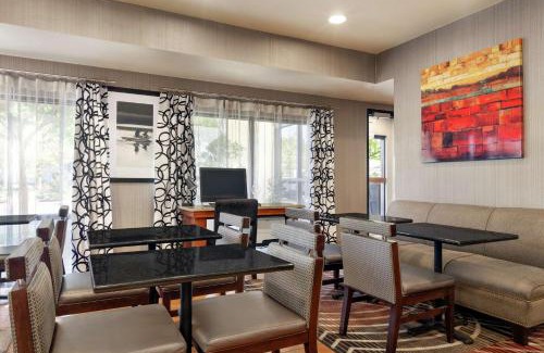 Tracy Hotel | Hampton Inn Tracy