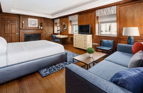 Connecticut Ave - K Street Hotel | Hampton Inn Washington, D.C./White House