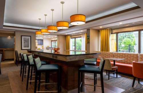 Winston - Salem Hotel | Hampton Inn Winston-Salem Hanes Mall
