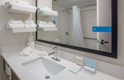 Wooster Hotel | Hampton Inn Wooster
