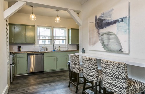 Downtown House | Hampton River Retreat Deluxe