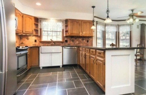 Hampton Bays House | Hamptons Cousy, Spacious, Family Home by the beach