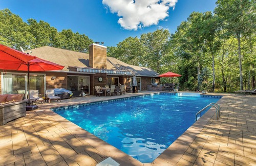 Hampton Bays House | Hamptons - Pool & Private Tennis Court, Hot Tub, 2 Pickleball Courts