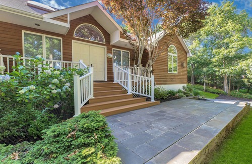 Hampton Bays House | Hamptons - Pool & Private Tennis Court, Hot Tub, 2 Pickleball Courts