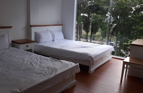 Quang Ngai Hotel | Hana Riverside Villa