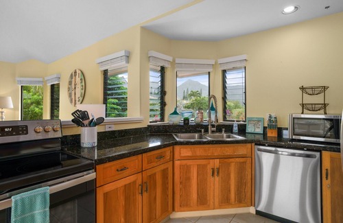 Princeville Villa | Hanalei Bay Villa Cottage 2Br 2Ba with Mountain Views HBV24