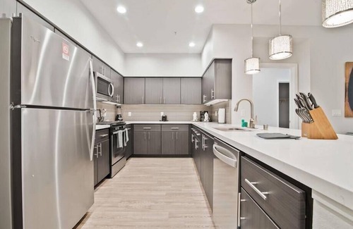 Menlo Park Apartment | Hand rail, Security & Heating | Near Stanford Hospital | Menlo Park