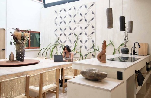 Centro House | · Handmade in Oaxaca · A/C · Patio · Rooftop ·