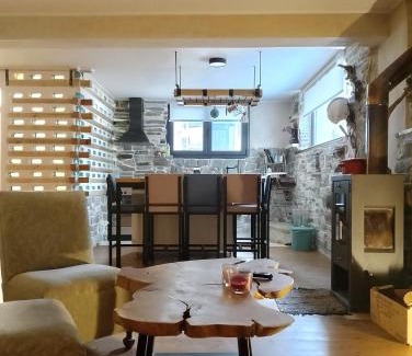 Ioannina Apartment | Handmade semi basement