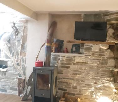 Ioannina Apartment | Handmade semi basement