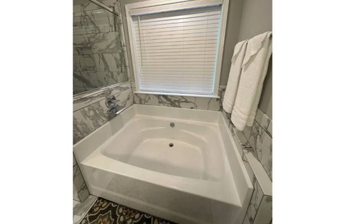 Kennesaw House | Handsome Home/Attractive Place near I-75