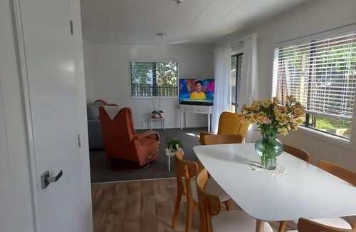 Papamoa Beach House | Handy 1 bedroom spot