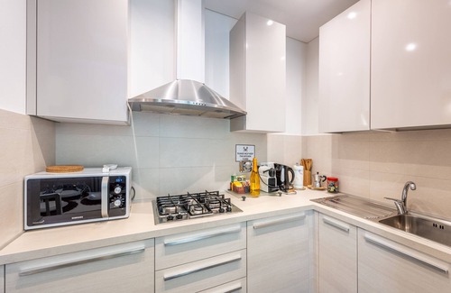 Corniglia Apartment | Hanging Garden with Air Conditioning