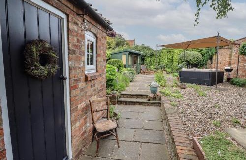 Horncastle House | Hangmans cottage
