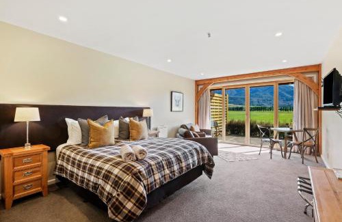 Hanmer Springs Cabin | Hanmer High Country Views
