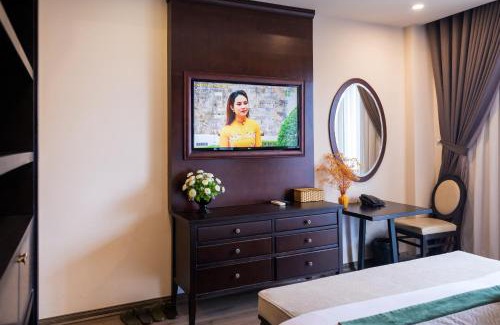Hang Buom Hotel | Hanoi Center Silk Charming Hotel & Travel