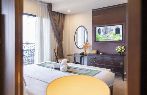 Hang Buom Hotel | Hanoi Center Silk Charming Hotel & Travel