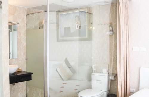 Hang Trong Hotel | Hanoi Inner Hotel