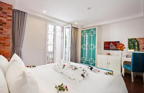 French Quarter Hotel | Hanoi La Selva Hotel