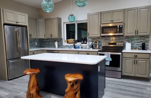 Grayland House | Happy at the Beach with a Ocean View from the Hot Tub