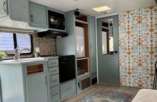 Carp Lake RV Rental | Happy Camper - Close to Mackinac Island Ferry