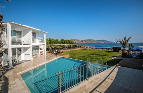 Paralia Kourna Hotel | Happy Days Beach Hotel