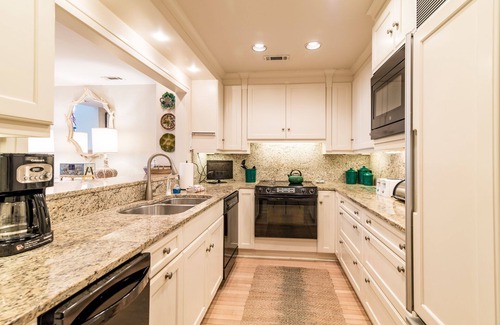 Debordieu Colony House | Happy Days Luxury Oceanfront Beach Villa in DeBordieu