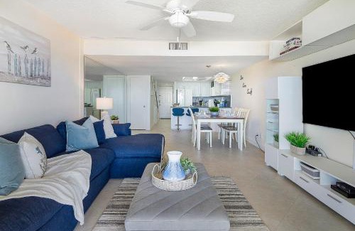 Indian Rocks Beach House | Happy Fiddler 214