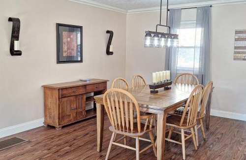 Caryville House | Happy Hollow