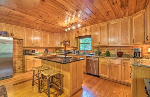 Ellijay House | Happy Jacks Cabin on River with Deck and Game Room!