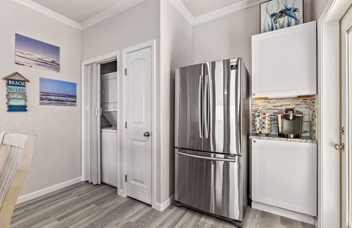 Surfside Beach Condo | Happy Ours-Beautiful beach front condo in Surfside Beach, Texas.