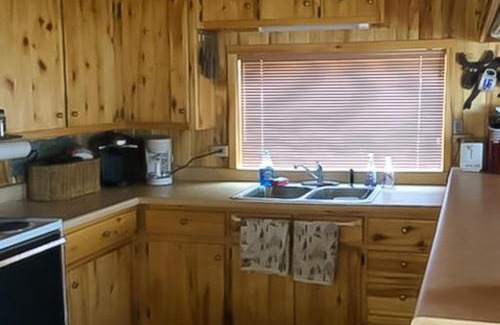 Rio Vista Estates House | Happy Place Cabin
