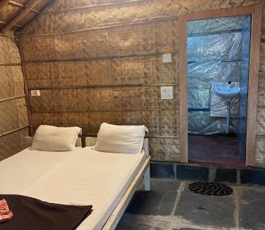 Sanapur House | HAPPY PLACE HAMPI