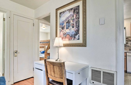Gladstone House | 'Happy Rock Home' - Walk to Clackamas River!
