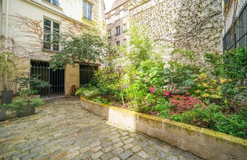 Arsenal Apartment | Happy Stay Paris - Tournelles Garden