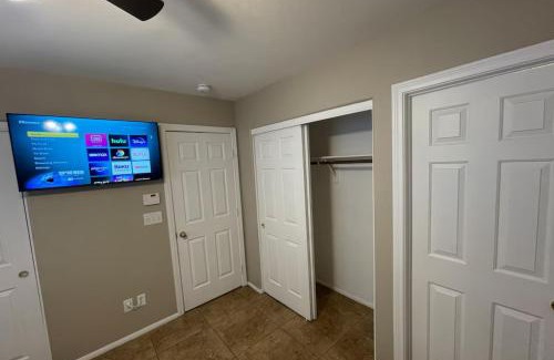 Sunrise Manor House | Happy Stay